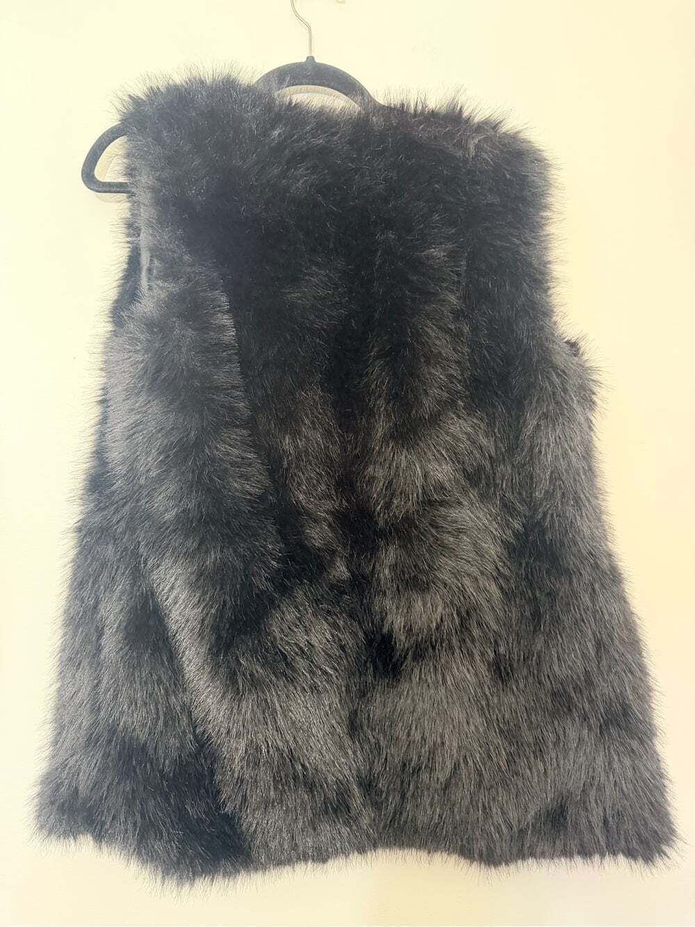 Black Faux Fur Vest Small – Mob Wife Glam Boho Halloween Layering - Picture 7 of 7